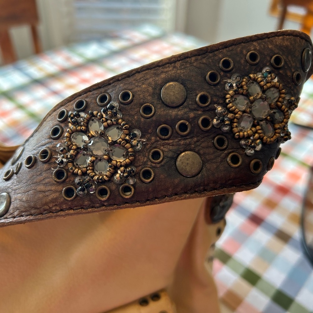 Betsey Johnson Beige Hobo Bag with Black Studs - Picture 2 of 8